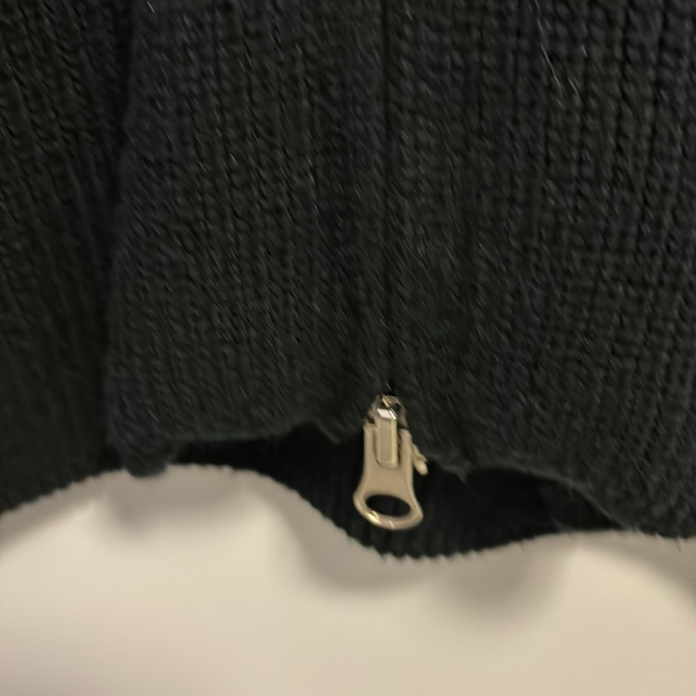 DOCKERS.. BLACK COTTON THICK SWEATER WITH DOUBLE ZIPPER SIZE MEDIUM - Picture 4 of 6